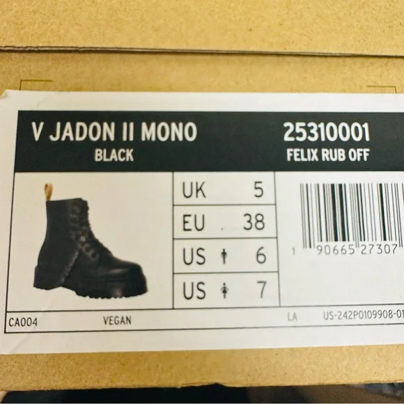 dr martens Vegan Jadon II Mono Boots - Picture 7 of 8